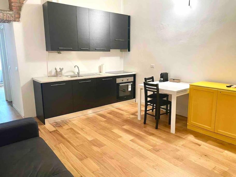 Isola - Garibaldi Lovely Apt. With Netflix And Wifi Milano Eksteriør bilde