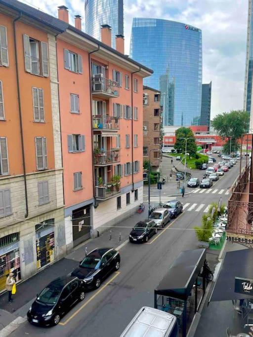 Isola - Garibaldi Lovely Apt. With Netflix And Wifi Milano Eksteriør bilde